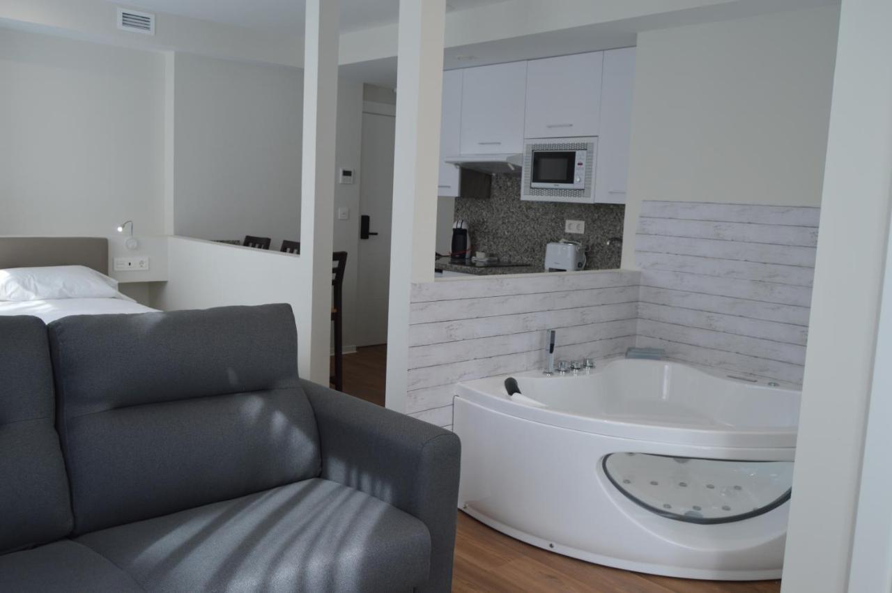 Apartamentos El Beyu Кангас-де-Оніс Екстер'єр фото
