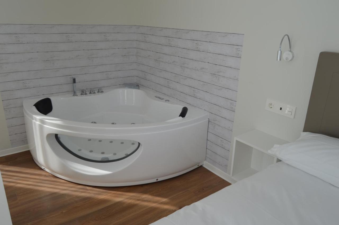 Apartamentos El Beyu Кангас-де-Оніс Екстер'єр фото